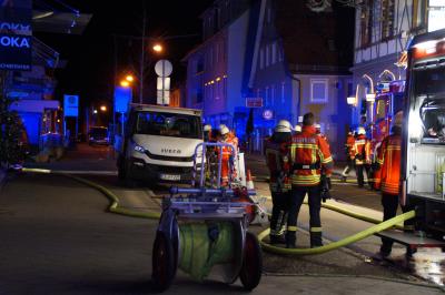 Leinfelden: Glimmende Zigarettenkippe fuehrt zu Brand in Hotel 